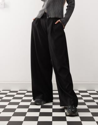 Weekday Dara Low Waist Wide Leg Pants With Front Pleats In Black