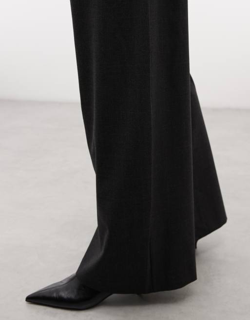Weekday Dara low waist wide leg pants with front pleats in dark grey check, 4 of 5