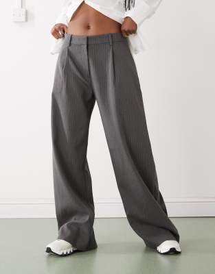 Weekday Weekday Dara low waist wide leg trousers with front pleats in grey pinstripe