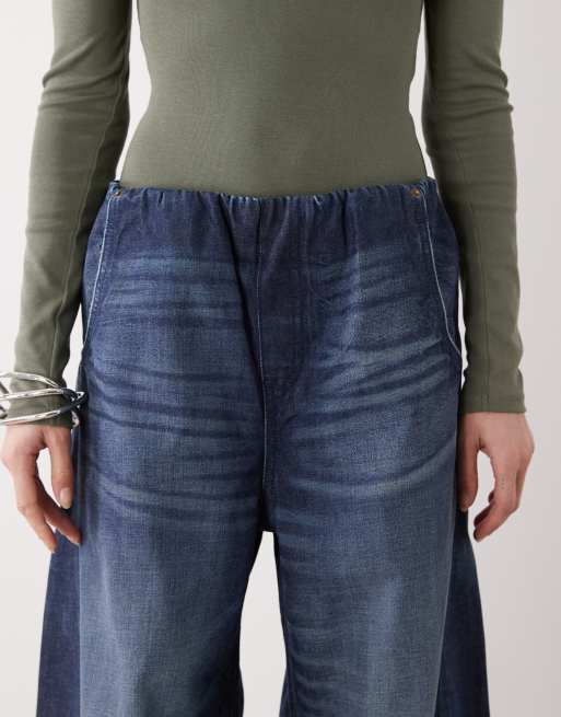 Weekday - Denim joggingbroek met wijde pijpen zonder tailleband in middenblauw, 4 van 5