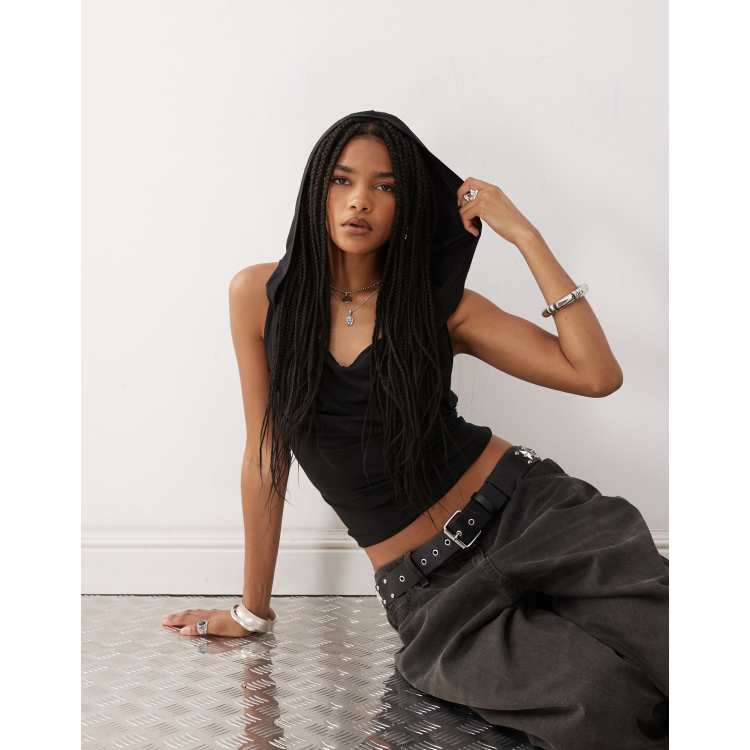 208670055-1-black?$n_750w$&wid