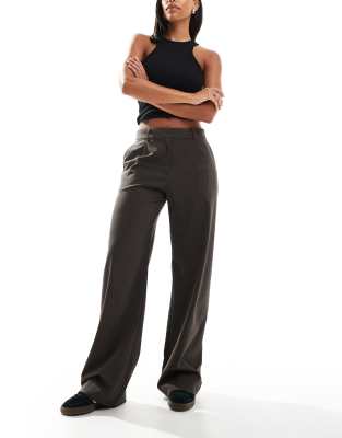 Drew mid waist slouchy pants with front pleats in gray melange pinstripe