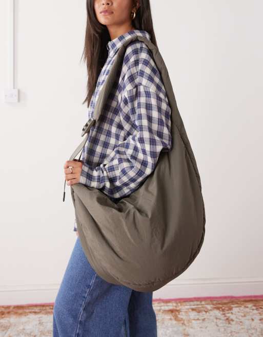 Weekday – Duża wyściełana torebka crossbody w kolorze khaki, 3 z 4
