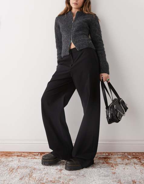 Weekday - Elegante broek met wijde pijpen in zwart - view 1