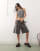 Thumbnail 1 van 5