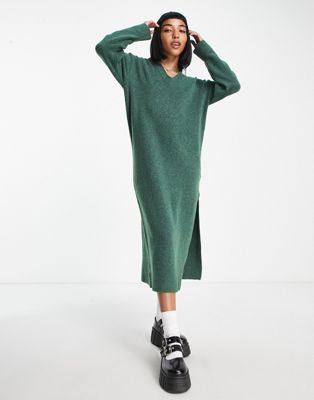 Weekday Ellen midi jumper dress with v neck detail in forest green | ASOS