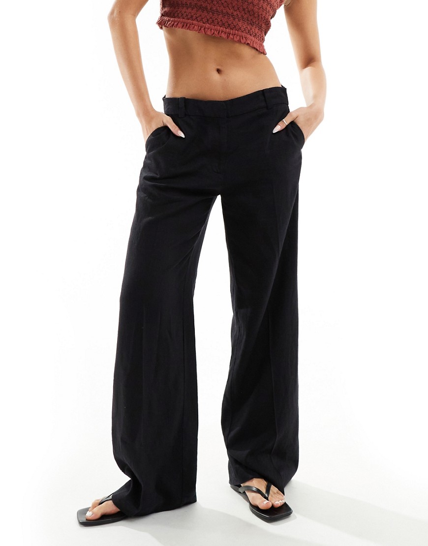 Weekday Emmie Low Waisted Linen Mix Pants In Black