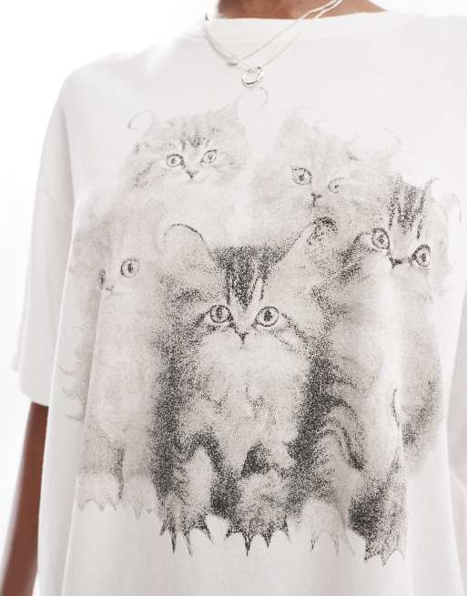 Weekday Emy T shirt oversize con stampa fotografica con gatto colore bianco sporco ASOS