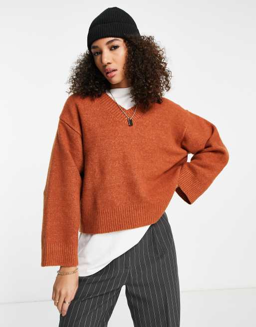 Weekday Ergo V neck knitted jumper in rust ORANGE