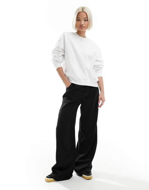 Weekday – Essence – Biała bluza - view 1