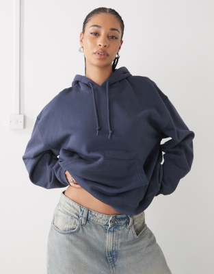Weekday - Essence - Kapuzenpullover in Marineblau