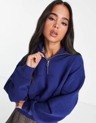 Weekday - Essence - Sweatshirt in Marineblau mit kurzem Reißverschluss