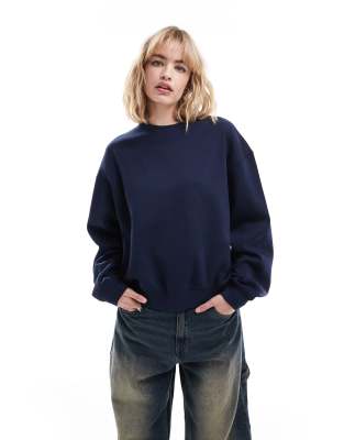 Weekday - Essence - Sweatshirt in Marineblau