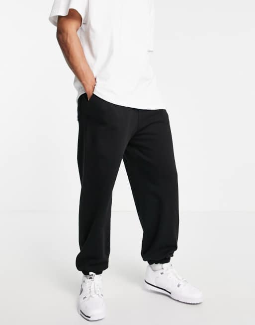 Sweatpants weekday discount