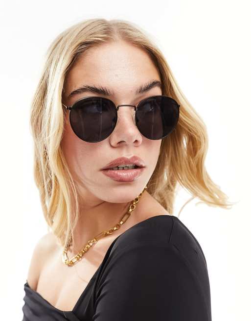 Weekday Explore round sunglasses in black