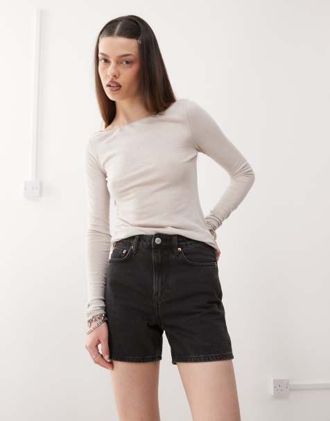 Weekday – Eya – Jeans-Shorts in gedämpftem Schwarz mit hohem Bund, exklusiv bei ASOS - view 1