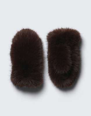 Weekday Weekday faux fur mittens in dark brown