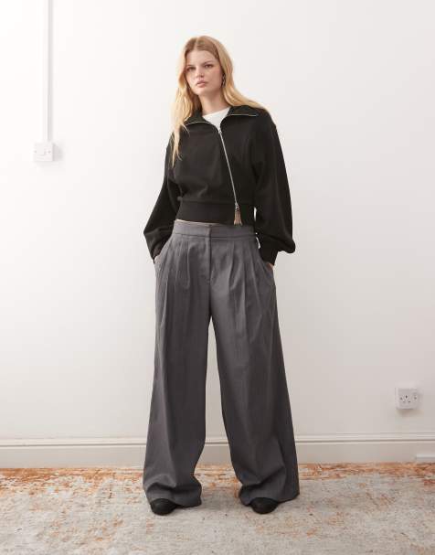 Weekday - Felpa strutturata asimmetrica nera con cappuccio e zip - view 1