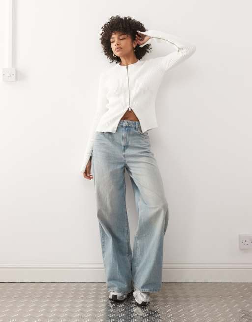 Weekday – Figurbetonte Strickjacke in Wollweiß mit Reißverschluss und Reißverschlussdetail am Ärmel, 4 von 4