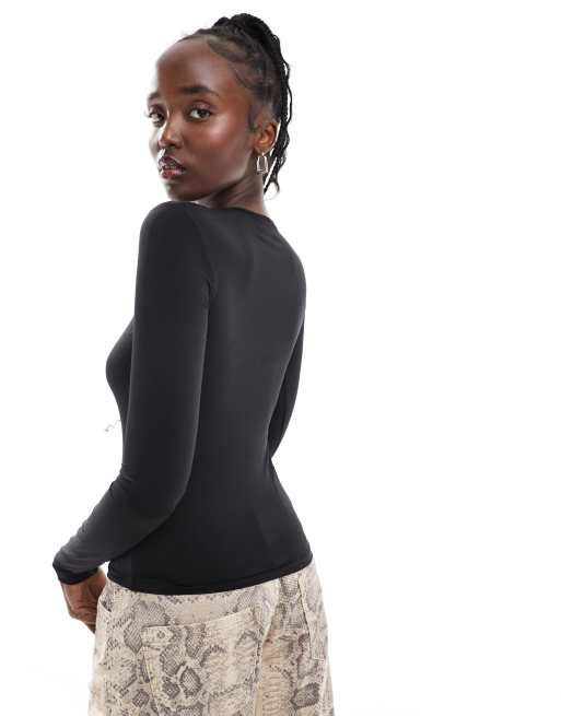 Weekday Fine long sleeve t-shirt in black, 4 of 4