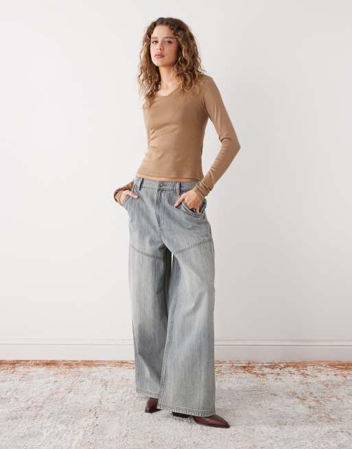 Weekday - Fine - Top met V-hals en lange mouwen in beige, 2 van 4