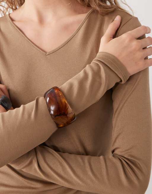 Weekday - Fine - Top met V-hals en lange mouwen in beige, 3 van 4