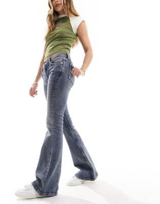 Low waist flared jeans