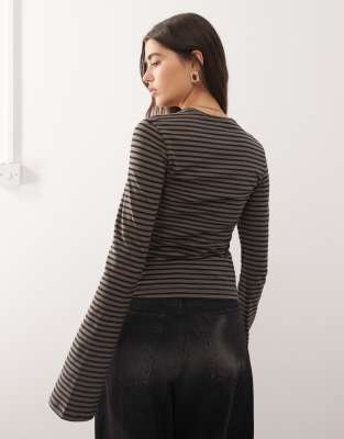 Weekday Flare Long Sleeve Top In Multi