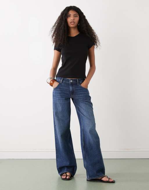 Weekday Fleur v-neck slim t-shirt in black, 4 of 4