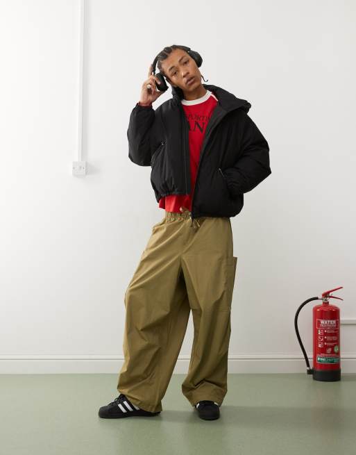 Weekday - Floyd - Sort dynejakke i bomber-stil