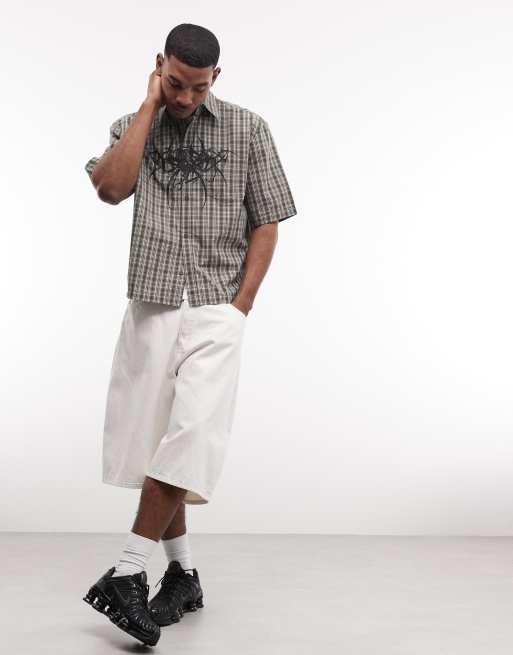 Weekday Franco short sleeve graphic shirt in green check, 2 of 5