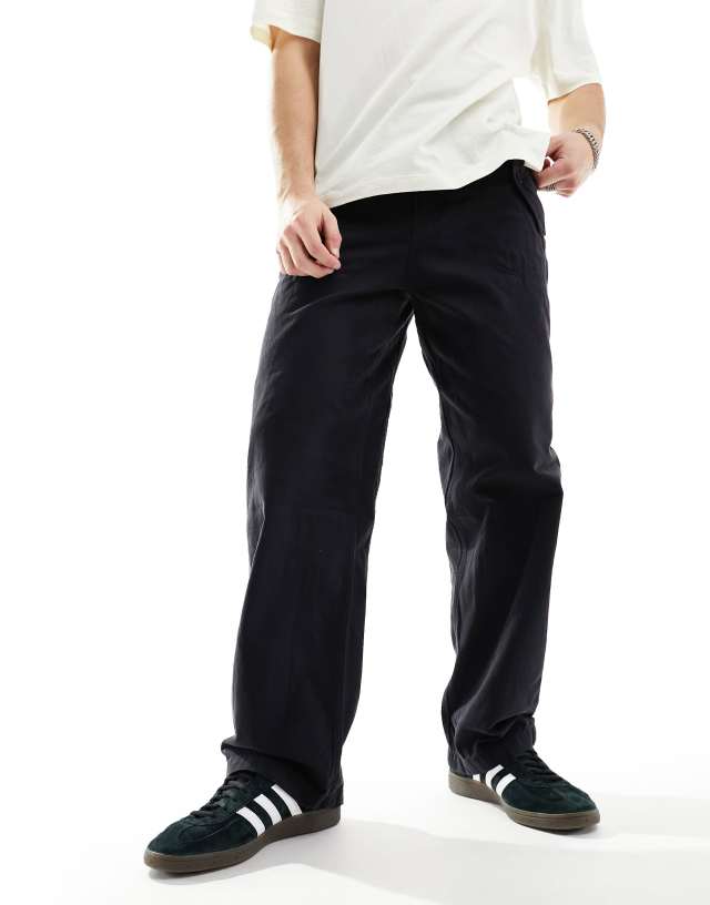 Weekday - frej relaxed fit workwear trousers with pocket detail in black