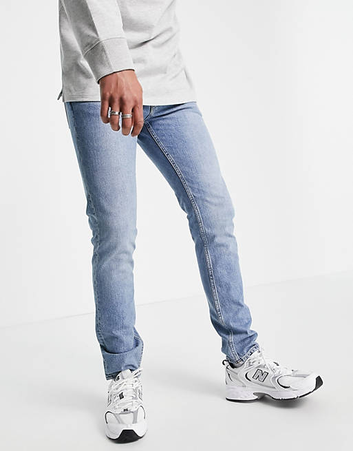 Weekday friday jeans in pop blue
