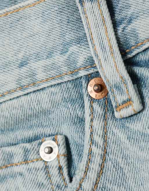 Weekday Galaxy loose fit baggy denim shorts in light blue wash, 3 of 4