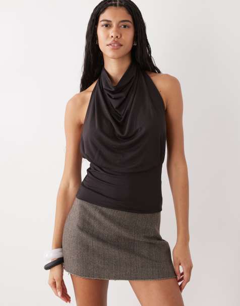 Weekday - Gedrapeerde top met halternek en ingenomen taille in donkerbruin - view 1