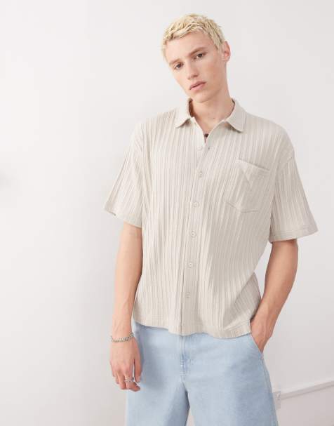 Weekday – Geripptes Jerseyhemd in Beige - view 1