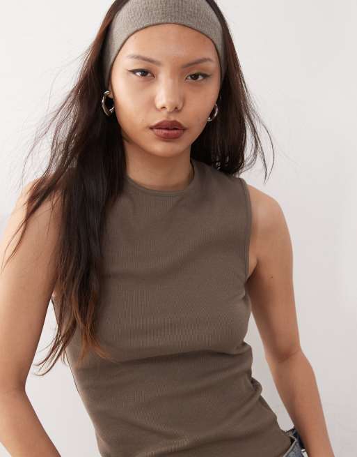 Weekday – Geripptes Tanktop in dunklem Maulwurfbraun, 2 von 4