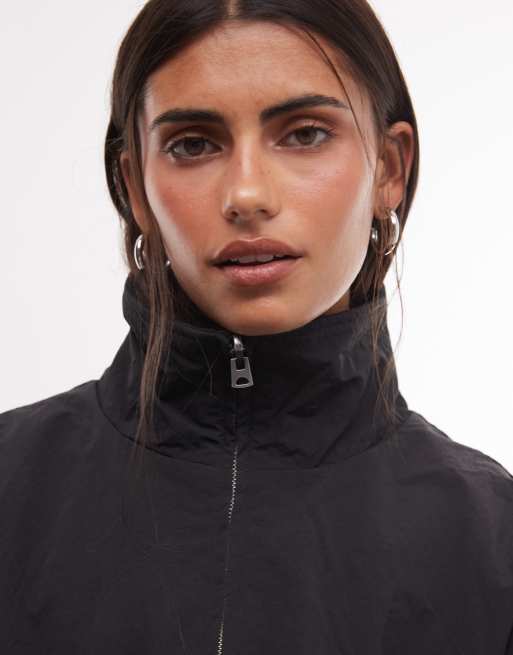 Weekday giacca sportiva con collo alto e fodera in pile borg nera, 3 di 4
