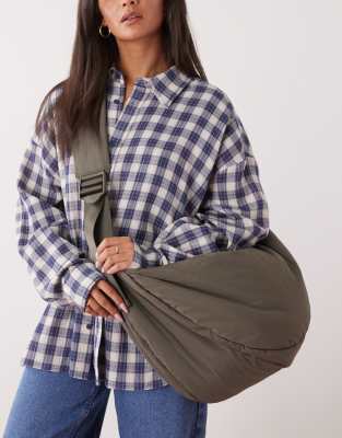 Weekday - Grand sac bandoulière rembourré - Kaki-Vert