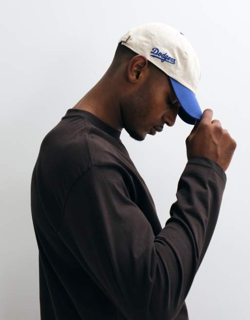 Weekday Great boxy oversized long sleeve t-shirt in brown, 4 of 5