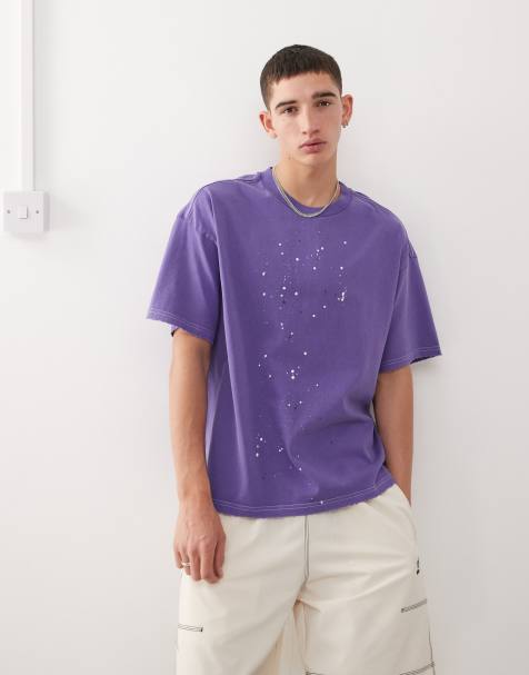 Weekday – Great – Fioletowy T-shirt o pudełkowym kroju we wzór z efektem sprayu - view 1