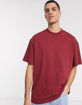 dark red t shirt