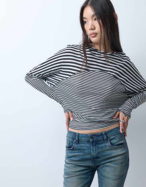 Weekday halbtransparentes Longsleeve mit Fledermausärmeln in Schwarz-Weiß gestreift, 5 von 9