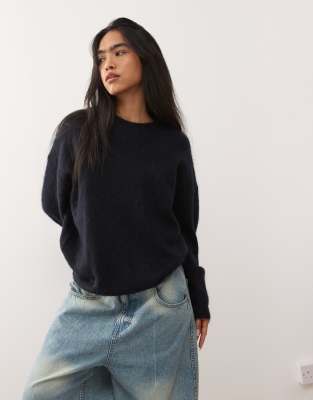 Weekday - Hochwertiger Pullover aus Woll-Mohair-Mix in meliertem, dunklem Marienblau-Marineblau