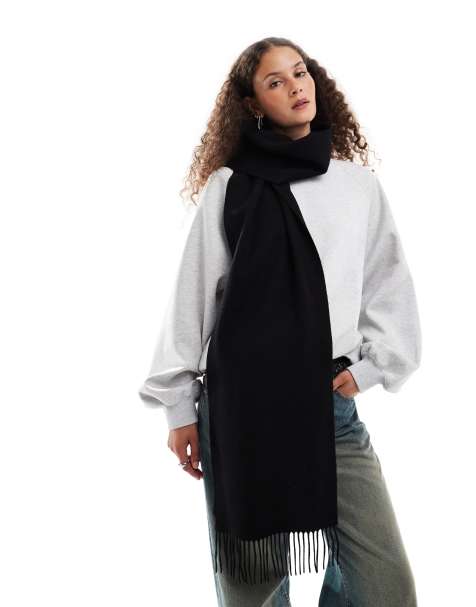 Weekday – Hochwertiger Wollschal in Schwarz - view 1