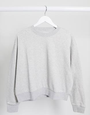 huge cropped sweatshirt