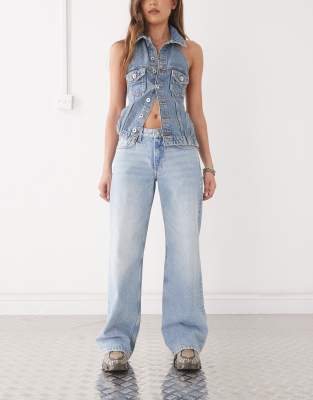 Weekday - Imoo - Jeans in verwaschenem Blau mit niedrigem Bund und weitem Bein