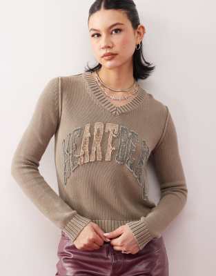 Weekday Inde v neck jumper with heartbeat applique in dark beige-Neutral