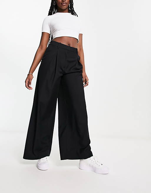 Weekday Indy slouchy wide leg dad trousers in black | ASOS