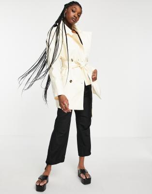 Weekday Janis short trench coat in cream patent - ASOS Price Checker